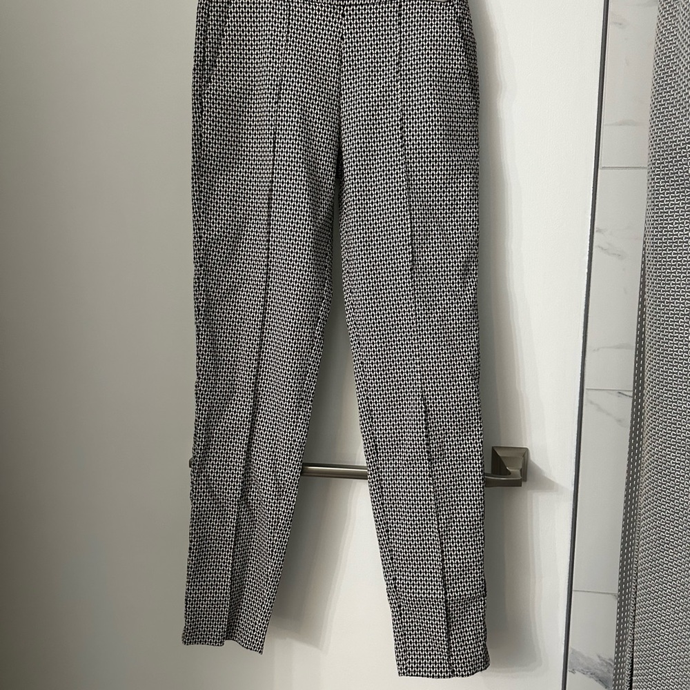 Chic Black and White Patterned Pants